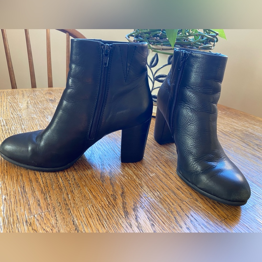 Vionic Leather Ankle Boots Black 7.5 - Picture 11 of 16